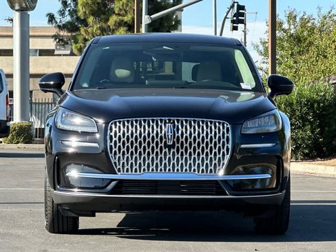 Used 2025 Lincoln Corsair FWD w/ Equipment Group 101A image 11