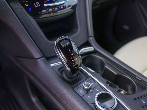 Certified 2023 Cadillac XT6 Sport w/ Technology Package image 20