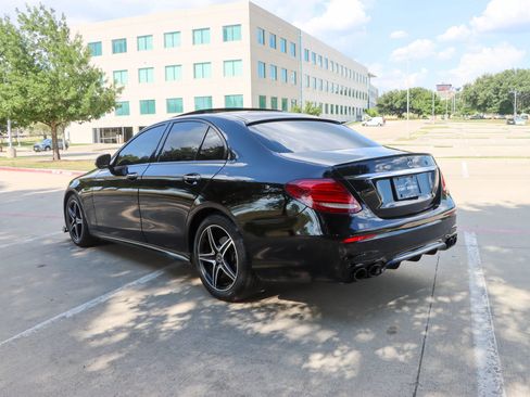 Used 2019 Mercedes-Benz E 300 image 5