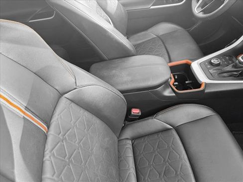 Used 2024 Toyota RAV4 Adventure image 19