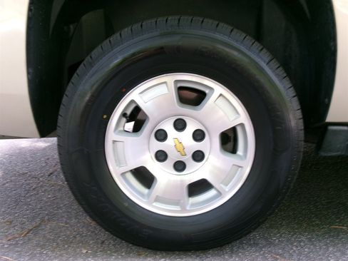 Used 2008 Chevrolet Suburban LT w/ LT Preferred Equipment Group RWD image 43