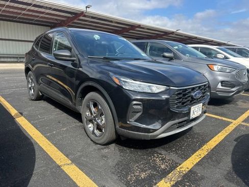 Used 2025 Ford Escape ST-Line image 1