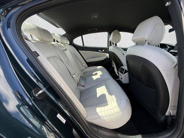 Used 2025 Genesis G70 2.5T RWD image 24