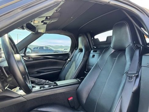 Used 2024 MAZDA MX-5 Miata Grand Touring RWD image 18