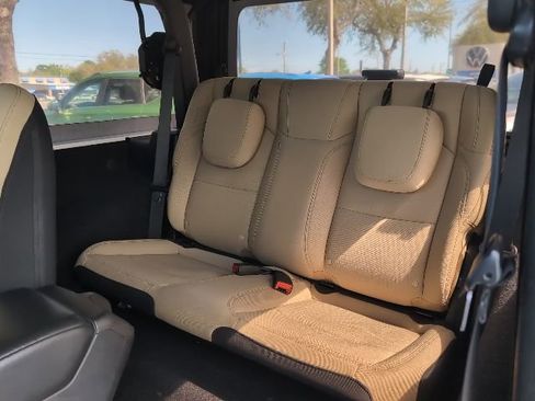 Used 2020 Jeep Wrangler Sport image 24