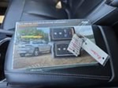 Used 2023 Jeep Grand Cherokee 4WD 4xe image 26