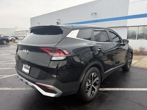 Used 2023 Kia Sportage EX image 9