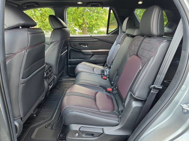 New 2026 Honda Pilot Black Edition image 11