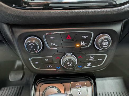 Used 2021 Jeep Compass Limited w/ Elite Exterior Group image 33