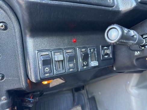 Used 1999 HUMMER H1 4-Door Hard Top image 15