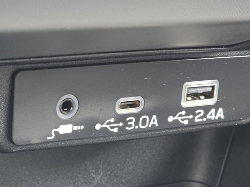 Used 2024 Subaru Crosstrek 2.5i Wilderness w/ Wilderness Package image 9