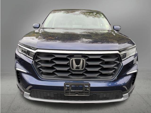 Certified 2025 Honda Pilot EX-L image 3