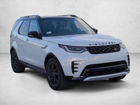 Used 2023 Land Rover Discovery S R-Dynamic image 3