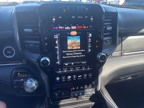 Used 2020 RAM 1500 Limited AWD/4WD image 30