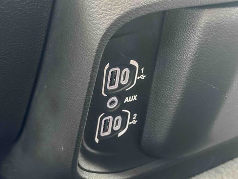 Used 2021 RAM 1500 Big Horn image 34