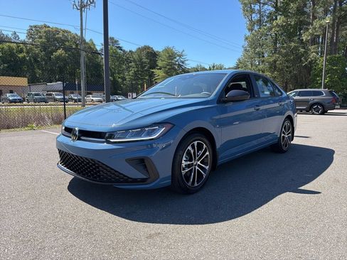 New 2026 Volkswagen Jetta Sport FWD image 2