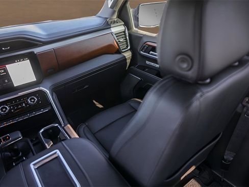 Used 2022 GMC Sierra 1500 Denali image 27