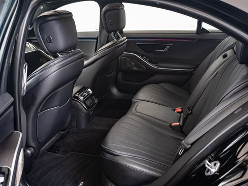 Certified 2022 Mercedes-Benz S 500 4MATIC image 34