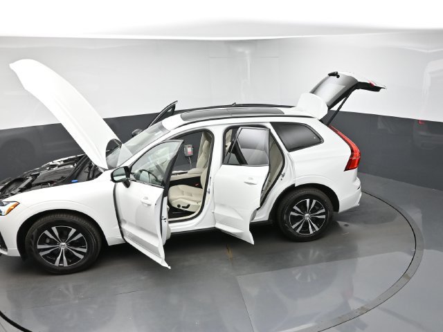 Used 2024 Volvo XC60 B5 Core w/ Climate Package AWD/4WD image 49