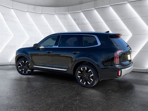 Used 2025 Kia Telluride SX image 6