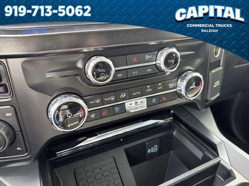 New 2026 Ford F550 4x4 Crew Cab image 29