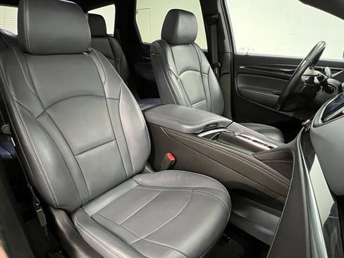 Used 2024 Buick Enclave Premium image 64