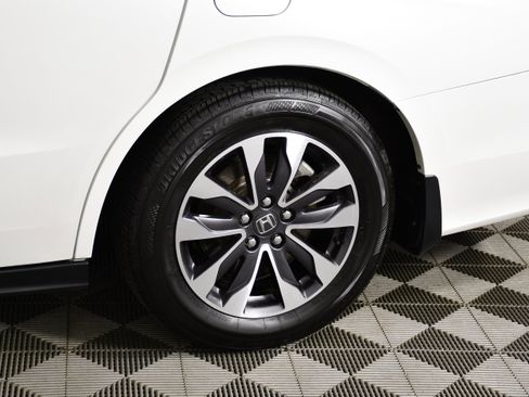Used 2022 Honda Odyssey EX-L image 54