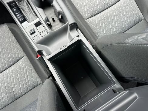New 2026 Nissan Sentra SV w/ SV Convenience Package FWD image 28