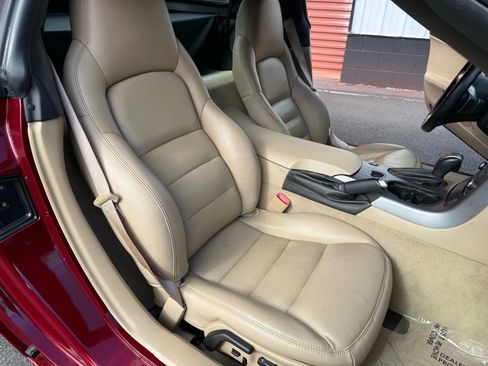 Used 2006 Chevrolet Corvette Coupe 2D w/ Preferred Equipment Group image 16