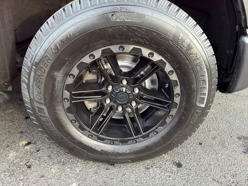 Used 2015 Ford F150 XL w/ Equipment Group 101A Mid image 10