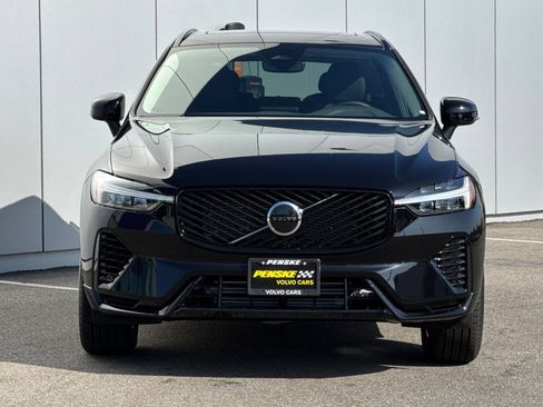 New 2026 Volvo XC60 T8 Core AWD/4WD image 8
