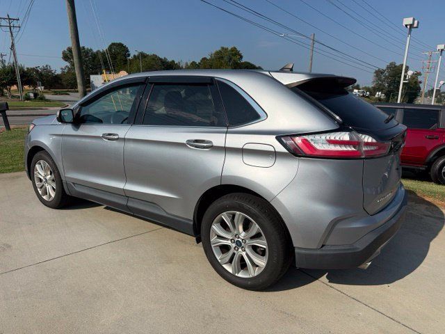 Used 2022 Ford Edge Titanium AWD/4WD image 5