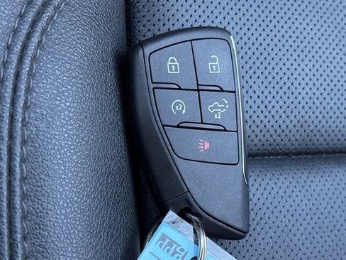 Used 2025 Chevrolet Silverado 2500 LTZ w/ LTZ Plus Package image 45