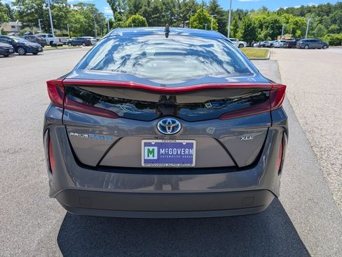 Used 2022 Toyota Prius Prime XLE FWD image 4