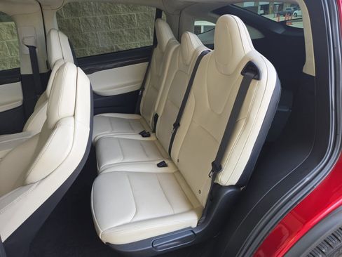 Used 2019 Tesla Model X Long Range AWD/4WD image 36