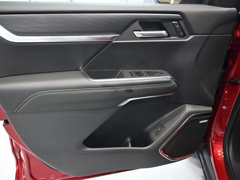 New 2026 GMC Acadia Elevation w/ Black Edition FWD image 28