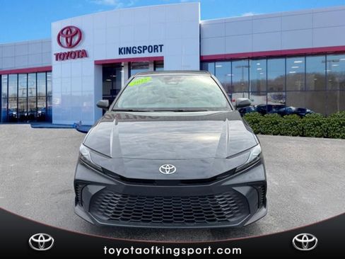 Certified 2025 Toyota Camry SE image 8