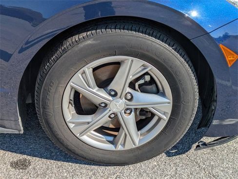 Used 2022 Hyundai Sonata SE image 11