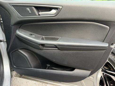 Used 2020 Ford Edge SE AWD/4WD image 27