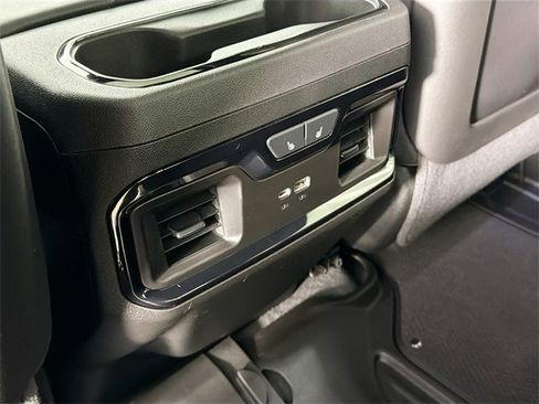 Used 2024 GMC Sierra 2500 AT4X image 24