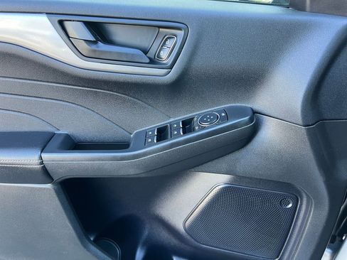 Used 2024 Ford Escape Active image 18