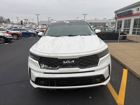 Used 2022 Kia Sorento SX Prestige w/ Panoramic Sunroof Package image 11