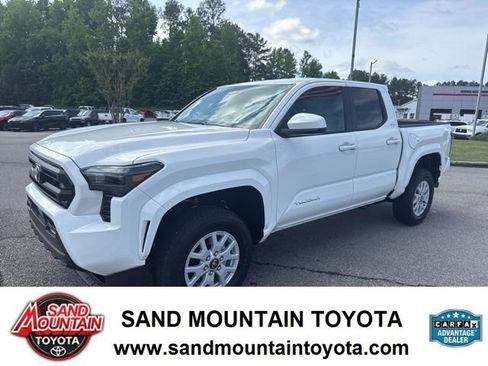 Used 2026 Toyota Tacoma SR5 AWD/4WD image 6
