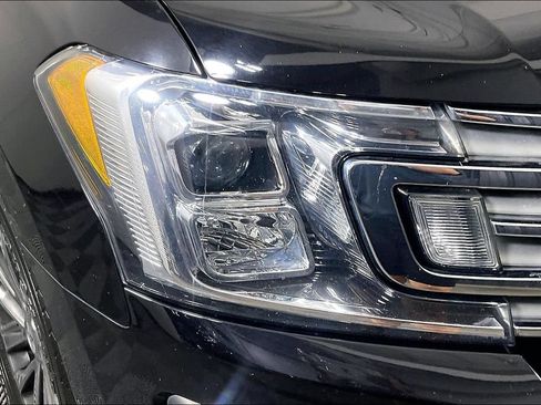 Used 2021 Ford Expedition Max Limited AWD/4WD image 35