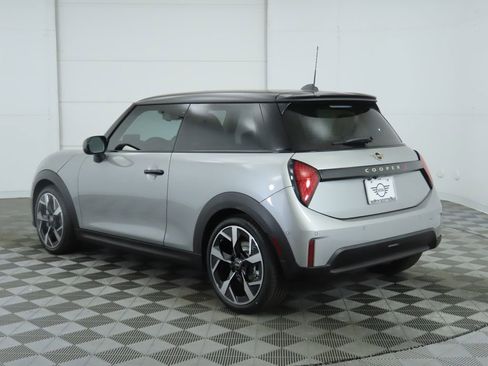 Used 2025 MINI Cooper S image 8