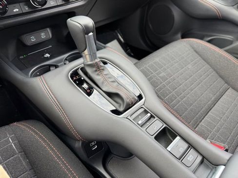 Certified 2026 Honda HR-V Sport image 28