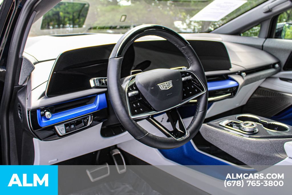 Used 2026 Cadillac Optiq Luxury 2 AWD/4WD image 20