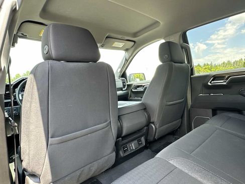 Used 2023 Chevrolet Silverado 1500 LT AWD/4WD image 19