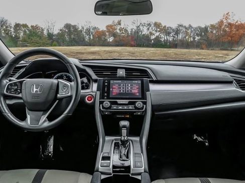 Used 2018 Honda Civic EX-T image 18