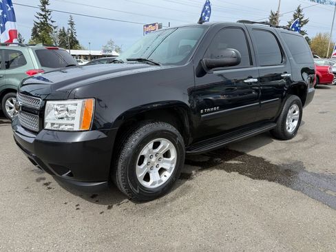 Used 2007 Chevrolet Tahoe LTZ w/ LTZ Preferred Equipment Group image 3